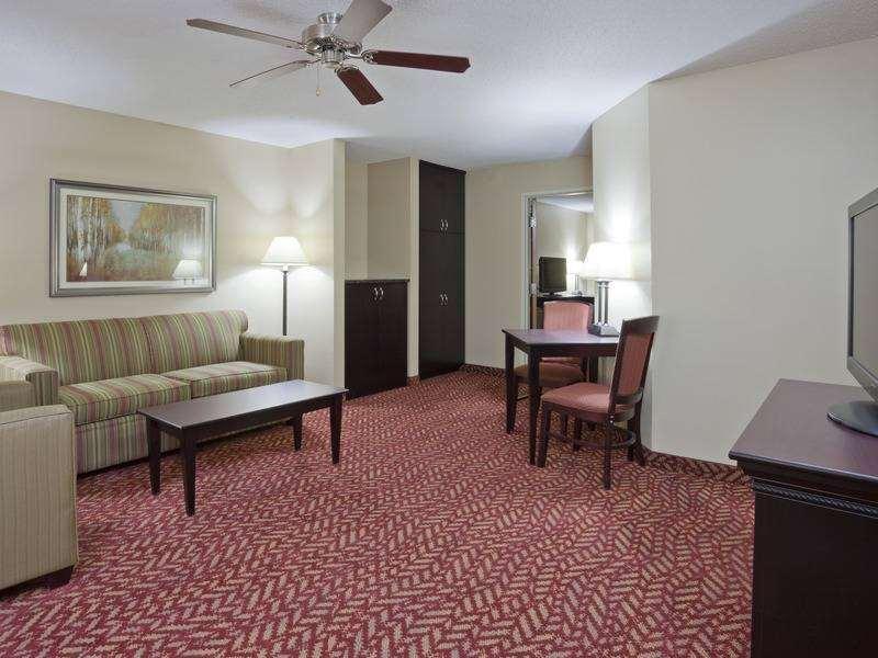Grandstay Hotel & Suites Cambridge Δωμάτιο φωτογραφία