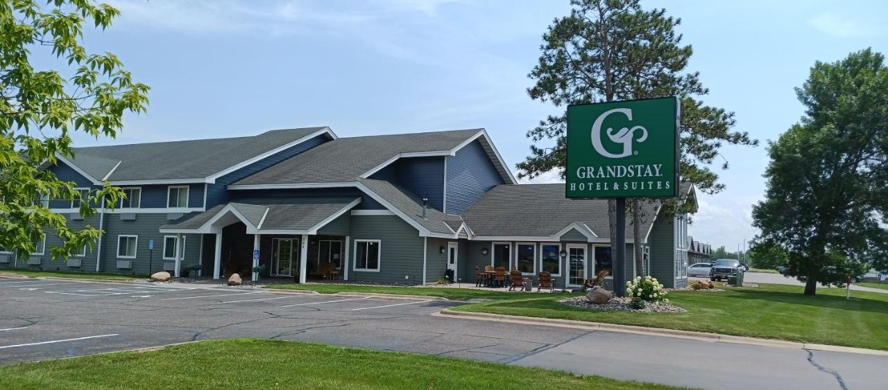 Grandstay Hotel & Suites Cambridge Εξωτερικό φωτογραφία