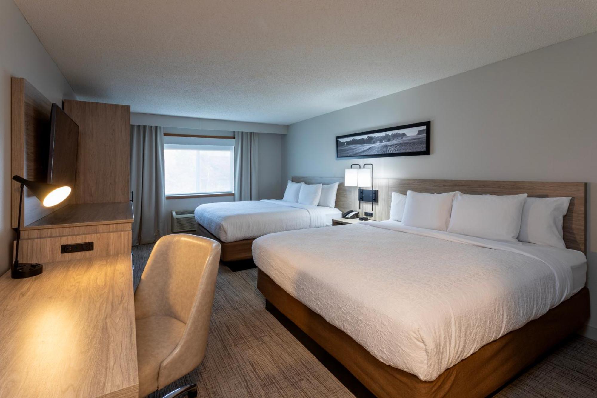 Grandstay Hotel & Suites Cambridge Εξωτερικό φωτογραφία