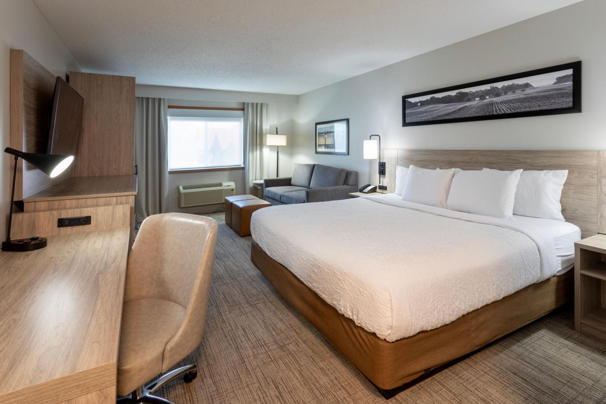 Grandstay Hotel & Suites Cambridge Εξωτερικό φωτογραφία